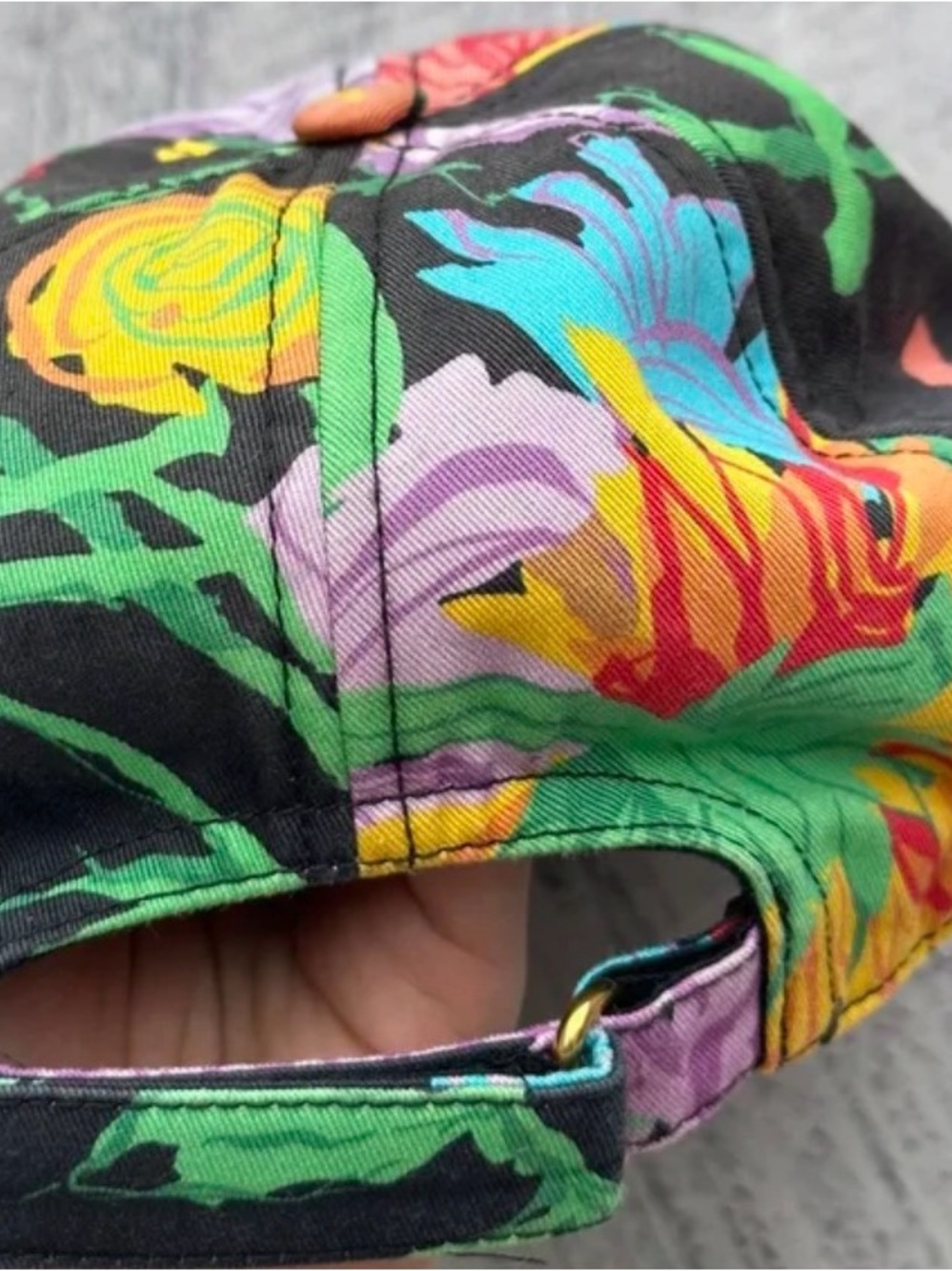 Gucci Hat Ken Scott Floral Theme GG Marmont Logo Black . Like New - Picture 7 of 14